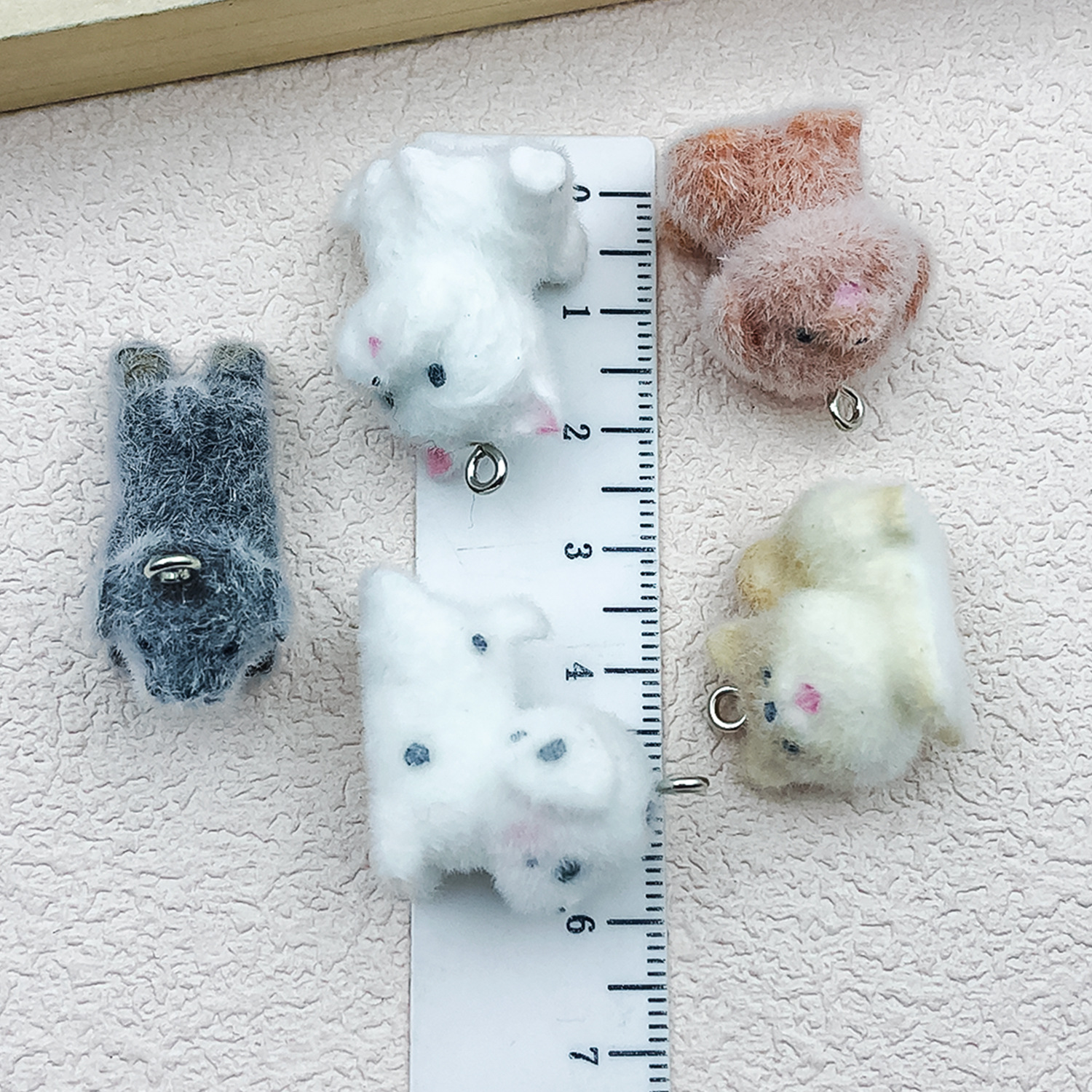 5pcs&1pc Flocked Resin Animal  - огляд і ціна Resin Craft Kit